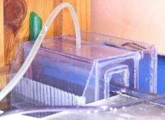 Fabrication d’un déversoir supplémentaire Mise en place dans le bac