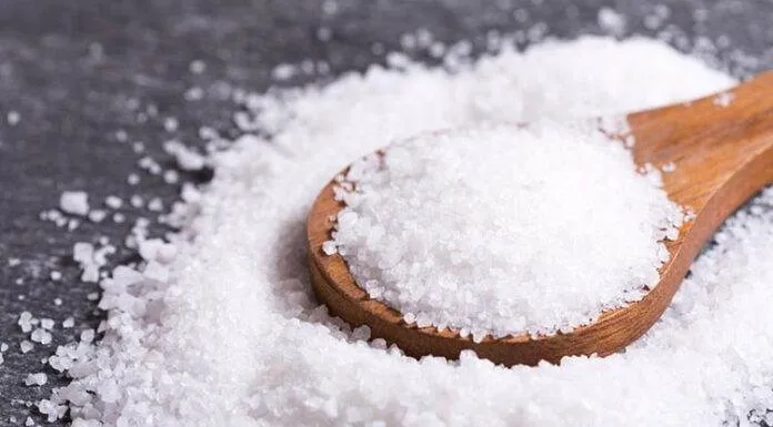 Traitement au sel en aquarium eau douce